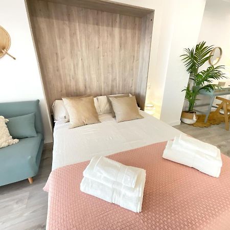 Cs6 Kaleria Suites Almería Eksteriør billede